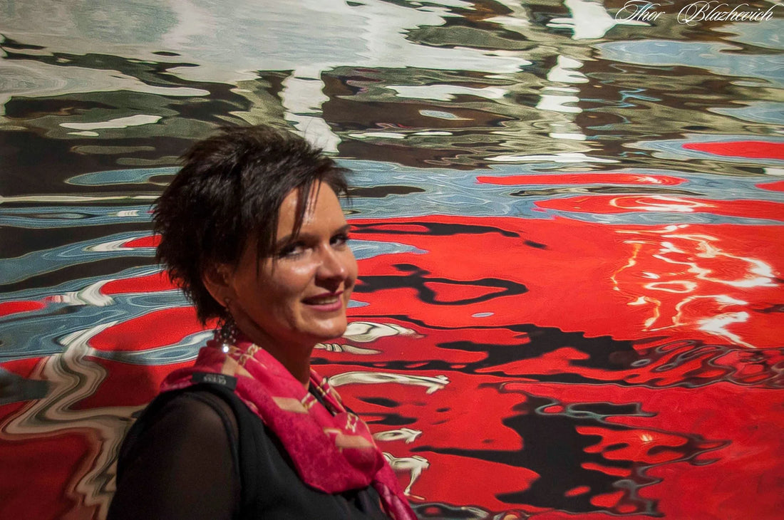 Drawings on Water Head and Art Shots, Riga Latvia